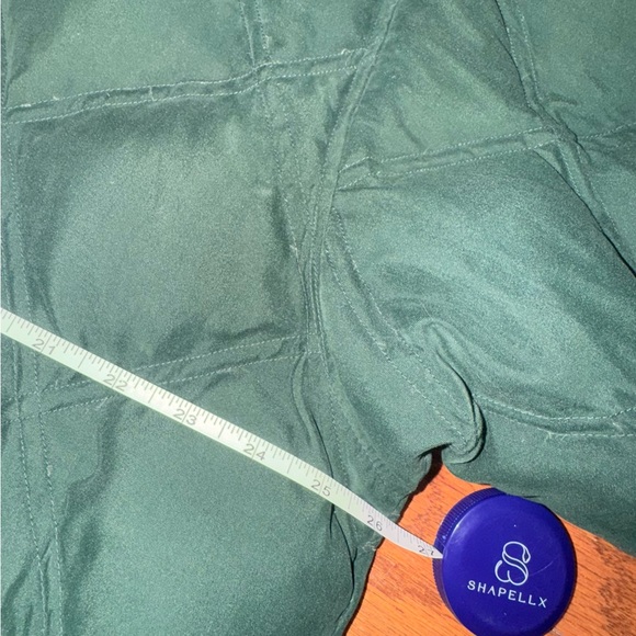 Vintage Women’s Woolrich Goose Down Filled Quilted Jacket - Picture 13 of 13